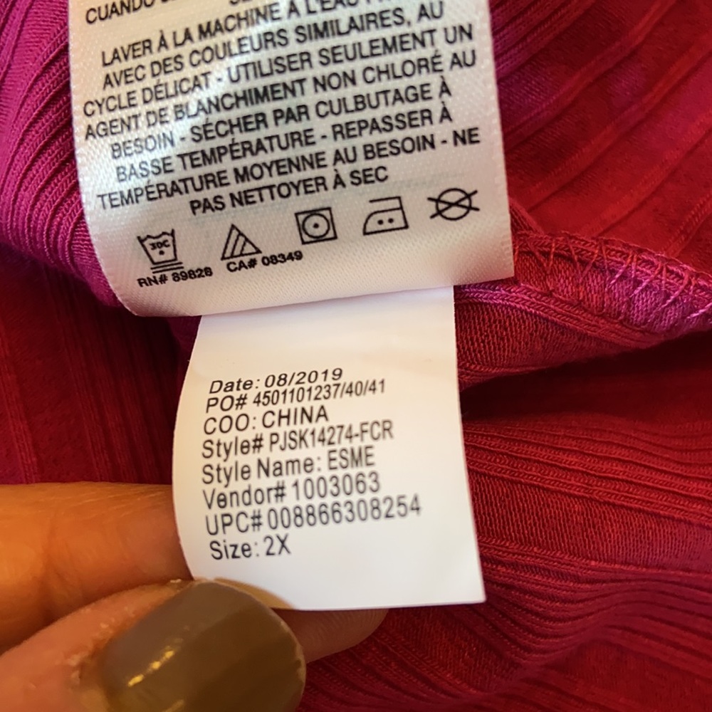 NEW! JESSICA SIMPSON βEsmeβ Fuchsia Peasant Blouse - Picture 14 of 15